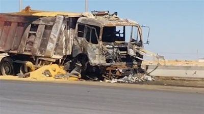 ولع فيها بالبنزين.. القبض على مهتز نفسيًا أشعل النيران في تريلا محملة بزجاجات مياه بقنا