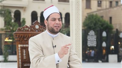  إمام مسجد الحسين: المرأة المؤمنة تكون لزوجها مع الحور العين في الجنة