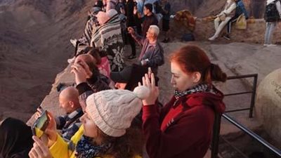 633 سائحًا في زيارة لمدينة سانت كاترين لزيارة مقدساتها الدينية