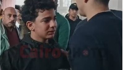 انهيار حفيد هاني الناظر خلال صلاة الجنازة بمسجد المجمع الإسلامي بالشيخ زايد | بث مباشر