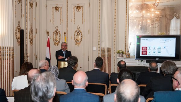 جانب من الاستعراض