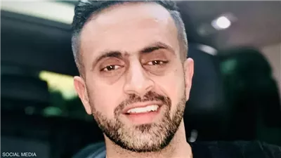 استشهاد 23 شخصًا في غارة إسرائيلية على منزل ممثل كوميدي بغزة