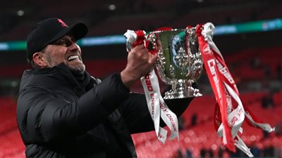 كلوب بعد التتويج بلقب كأس الرابطة: كانت مباراة صعبة.. والحكم لم يكن بمستوى اللقاء