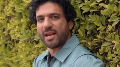 محارب ولعها.. حسن الرداد بعد نسيانه أسماء كاست مسلسله: عملت لهم أغنية