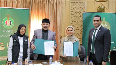 بيت الزكاة يتلقى تبرعًا ماليًّا و30 ألف كرتونة مواد غذائية من إندونيسيا لـ إغاثة غزة 