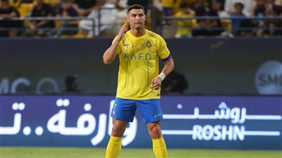 تقارير: اتجاه لإيقاف رونالدو مباراتين بعد تصرفه المشين تجاه جماهير الشباب 