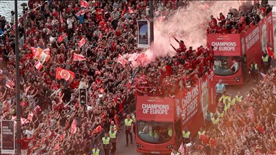 ليفربول يخطط لعمل مسيرة كبيرة لـ كلوب نهاية الموسم