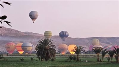 إلغاء حركة البالون الطائر بالأقصر اليوم الثلاثاء لسوء الأحوال الجوية