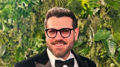 السلم والثعبان ودرويش وموسم صيد الغزلان.. عمرو يوسف يتعاقد على 3 أفلام 