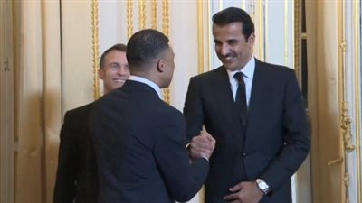 لمحاولة إقناعه بالبقاء.. أمير قطر ورئيس فرنسا يستقبلان مبابي في قصر الإليزيه بـ باريس
