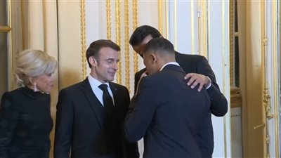 ستخلق لنا المشاكل.. نص حوار أمير قطر ورئيس فرنسا مع مبابي