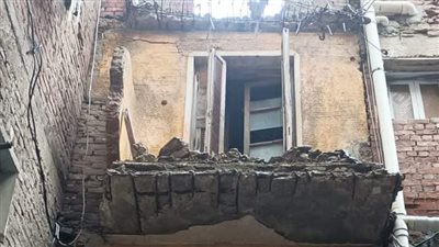 استمرار عملية هدم 5 عقارات شديدة الخطورة في الإسكندرية لليوم الثاني على التوالي 