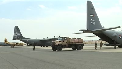 مصر تكثف أعمال الإسقاط الجوي اليومي للمساعدات الإنسانية والإغاثية على شمال قطاع غزة