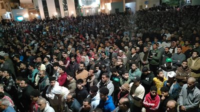 إخواتك فين يا محمود؟.. هتافات سيدات ميت الديبة بكفر الشيخ خلال تشييع جثمان خامس ضحايا معدية نكلا