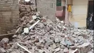 لخطورتها على المواطنين.. استمرار أعمال إزالة 5 عقارات آيلة للسقوط بالإسكندرية| بث مباشر