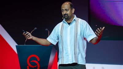 مخرج وثائقيات ناشيونال جيوجرافيك وبي بي سي: فن السرد القصصي البصري يعود إلى آلاف السنين