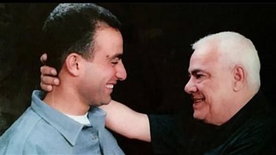 في عيد ميلاده.. أحمد السقا يوجه رسالة لوالده الراحل: ربنا يقدرني أكمل اللي اتفقنا عليه