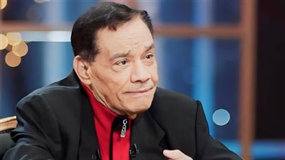 ظل خارج الثلاجة 11 ساعة..  كواليس الخلافات والمشادات بين أسرة حلمي بكر وزوجته | فيديو