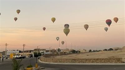 مغرد الصباح.. 1680 سائحا على متن 60 رحلة بالون طائر بالأقصر 