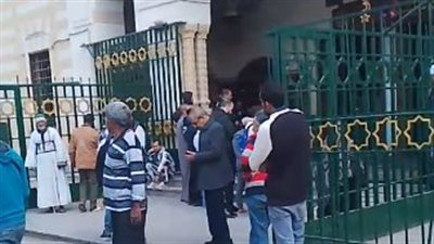 مجدي الهواري يغيب عن حضور جنازة شقيقته