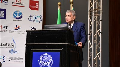 رئيس قناة السويس: نجحنا في خفض 55 مليون طن من الانبعاثات الكربونية خلال عام 2023