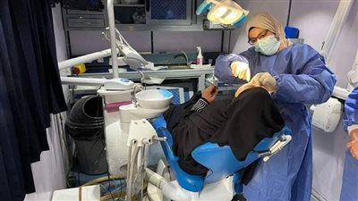 العلاج بالمجان.. رئيس جامعة القاهرة: 1458 مواطنًا استفاد من القافلة الشاملة بمركز أطفيح بالجيزة