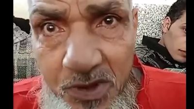 بعد الحكم بإعدامه.. المتهم بإنهاء حياة بائعة خضروات بالفيوم باكيًا: ندمان وموتها رغم إنها كانت بتعطف عليا | بث مباشر