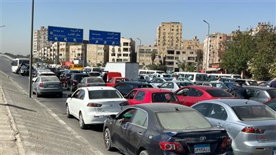 تكدس مروري بكوبري العروبة | صور