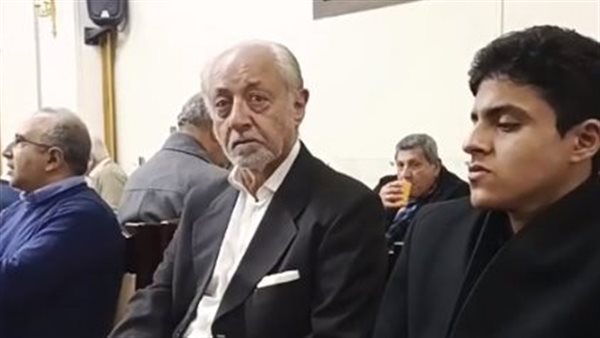 عبد العزيز مخيون