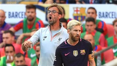 كلوب عن إقناع محمد صلاح بـ الدفاع: إذا لم تكن ميسي فعليك الرجوع للخلف