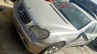 تفاصيل جلسة مزاد 12 مارس للسيارات المخزنة بساحة جمارك مطار القاهرة