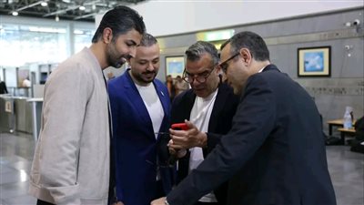 وفد من مجلس الأهلي لاستقبال بعثة العين الإماراتي 