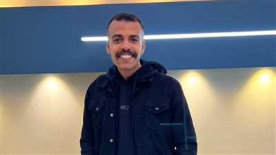 انهيار والدته.. المئات من أهالي أسوان يشيعون جثمان طالب صيدلة العريش بعد العثور على جثمانه غريقا | بث مباشر