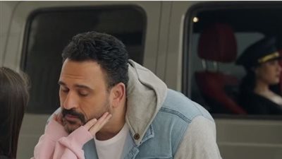 إنتاج ميديا هب.. أكرم حسني يطرح أغنية بابا جه لـ رمضان 2024