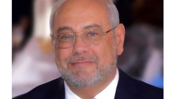 رجل الأعمال أحمد