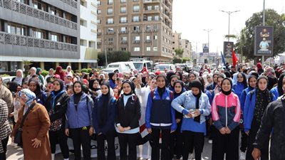 محافظ القليوبية يشهد ماراثون المشي احتفالا باليوم العالمي للمرأة