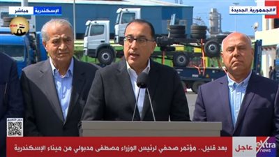 رئيس الوزراء: وقف تنفيذ المشروعات القومية في هذا التوقيت يعد إهدارا للمال العام
