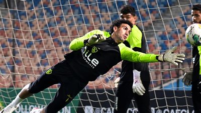 أول تعليق من محمد عواد بعد انضمامه لمنتخب مصر | خاص