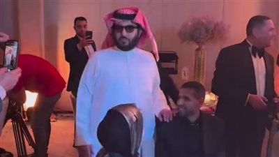 كواليس لقاء تركي آل الشيخ ومؤمن زكريا على هامش احتفالية نهائي كأس مصر