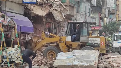 السكان والمالك رفضوا تنفيذ قرار الهدم.. مفاجأة صادمة عن عقار الورديان المنهار بالإسكندرية 