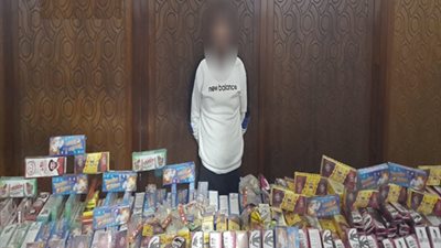 قبل رمضان.. ضبط مليون صاروخ ناري داخل مخزن بالجمالية