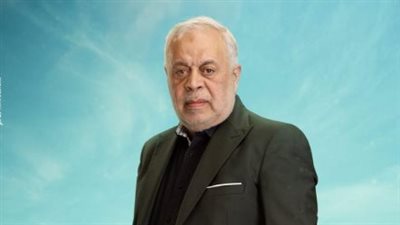 أشرف زكي: منتحلو مهنة الصحافة يتحرشون بالفنانين في الجنازات.. وتواصلت مع البلشي لإيجاد حل