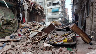 انهيار جزئي لـ عقار بالسيدة زينب