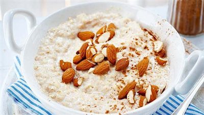 البليلة أبرزها.. أطعمة ومشروبات لتحسين ضغط الدم قبل مباراة القمة