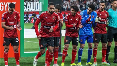 ننشر قائمة الأهلي لمواجهة البنك في الدوري.. عودة عبد القادر ووجود كهربا