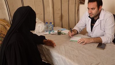 ما يقرب من 3 آلاف مستفيد.. مركز البحوث يطلق قافلة طبية لقرية أوسيم بالجيزة