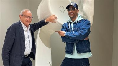 فاجئني بجدعنته.. محمد رمضان يكشف سبب مشاركة نجيب ساويرس معه في إعلان اتصالات برمضان 2024