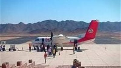 رئيس الوزراء يصل مطار سانت كاترين لتفقد مشروعات التجلي الأعظم 