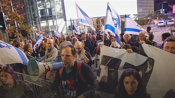 مظاهرات حاشدة في