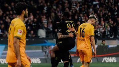 مرموش يصنع في فوز فرانكفورت على هوفنهايم بالدوري الألماني